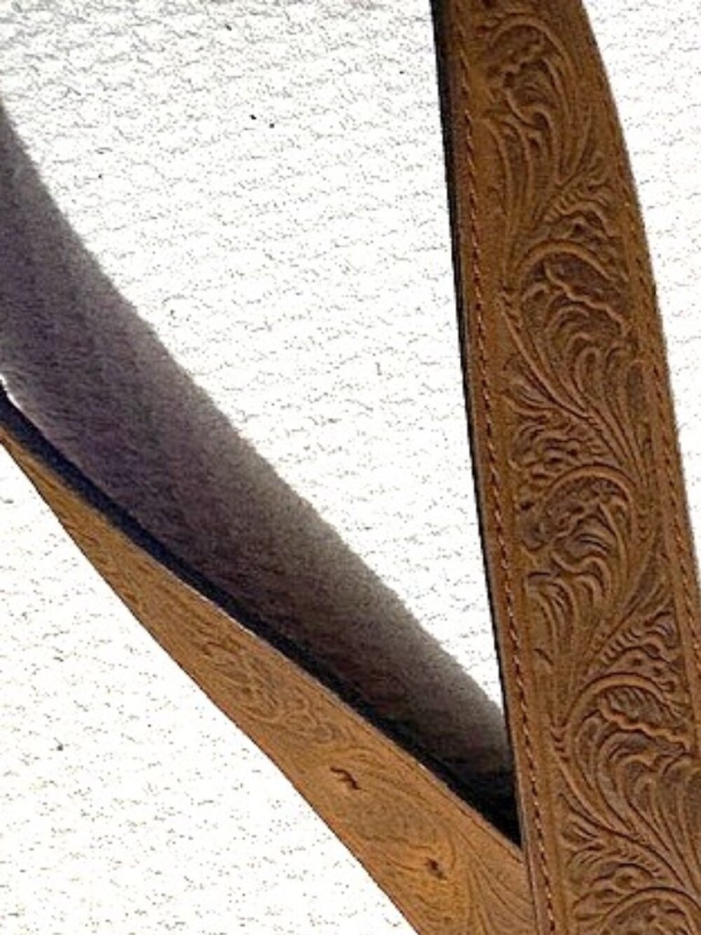 TONY LAMA WOMEN'S TOOLED LEATHER LAYLA BELT Size 30 C50739 pre-owned - Picture 4 of 5